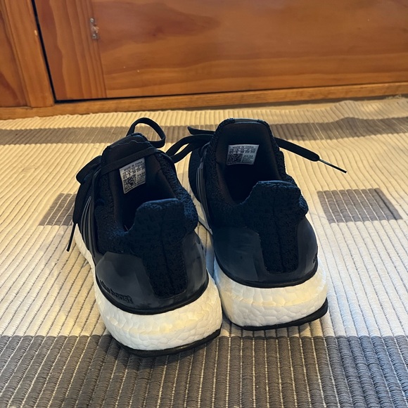 Adidas Women's Ultra Boost - Picture 3 of 6